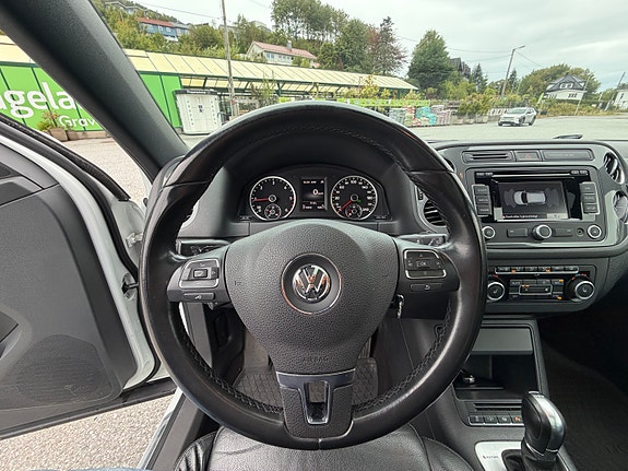 Volkswagen Tiguan 14 of 27