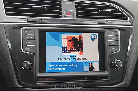 Volkswagen Tiguan 14 of 21