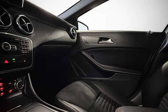 Mercedes-Benz A180 26 of 29