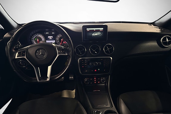 Mercedes-Benz A180 16 of 29