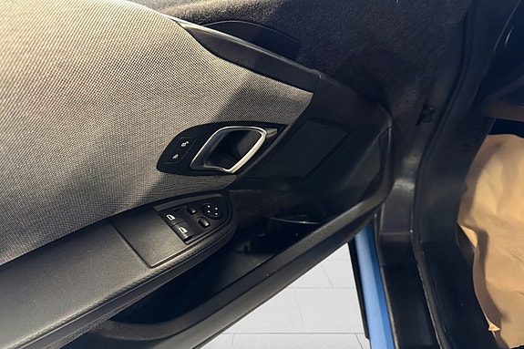 BMW i3 12 of 23