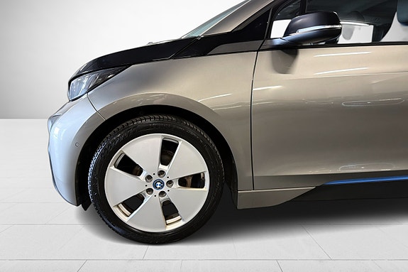 BMW i3 9 of 23