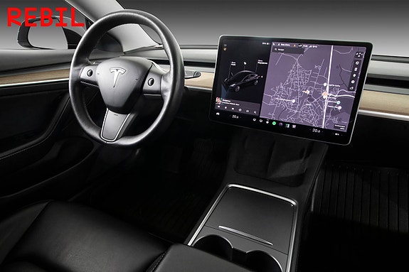 Tesla Model 3 14 of 27