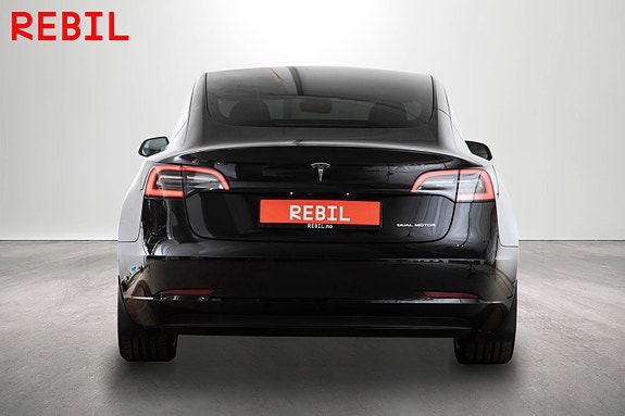 Tesla Model 3 6 of 27