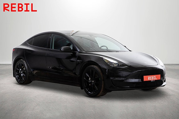 Tesla Model 3 4 of 27