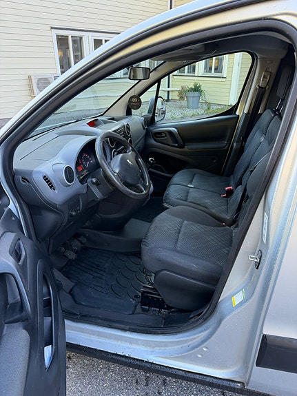 Peugeot Partner 9 of 11