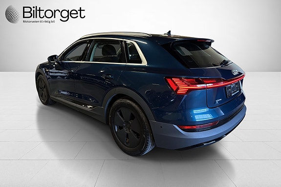 Audi e-tron 7 of 30
