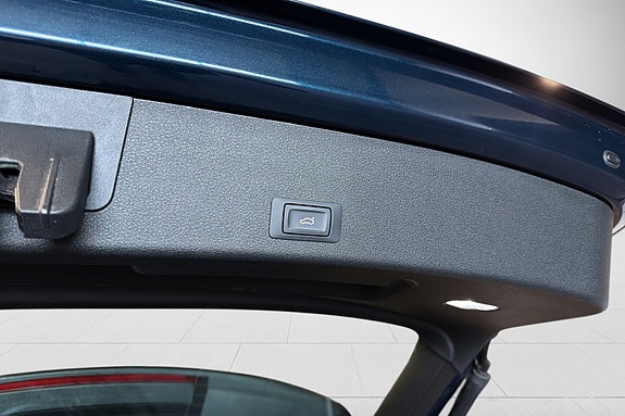 Audi e-tron 30 of 30