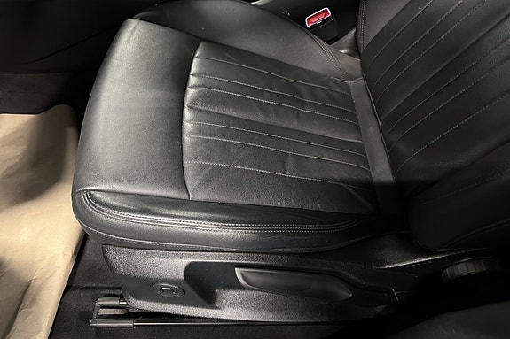 Audi e-tron 15 of 30