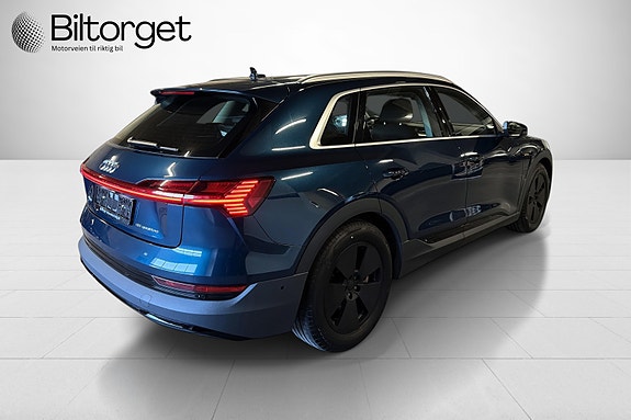 Audi e-tron 5 of 30