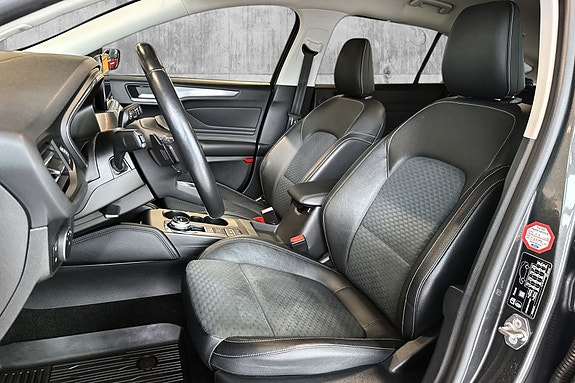 Ford Focus 12 of 28