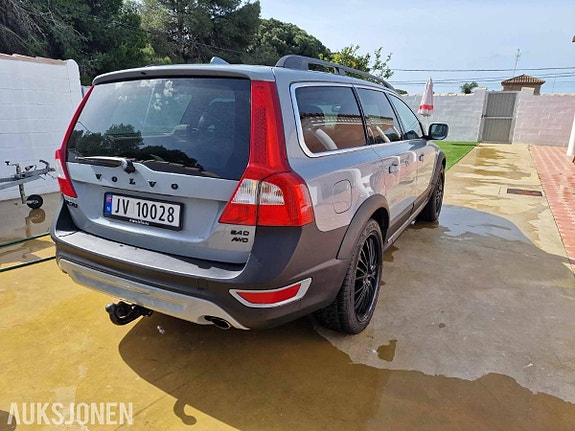 Volvo XC70 6 of 16