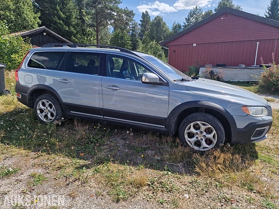 Volvo XC70 7 of 16