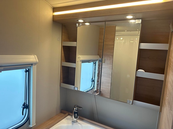 Knaus Südwind 580 QS |Alde|Stekeovn|60 years edition 25 of 30