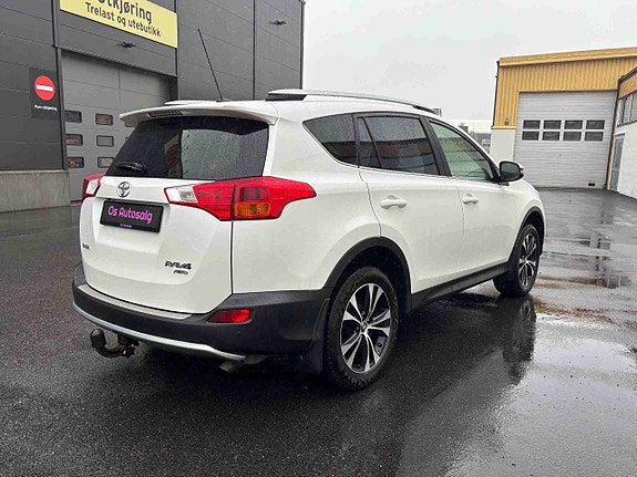 Toyota RAV4 5 of 23