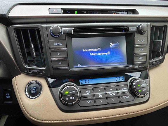 Toyota RAV4 20 of 23