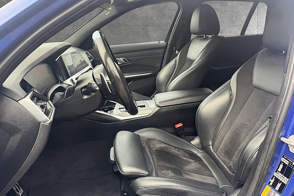 BMW 330e 14 of 29