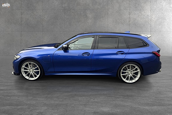 BMW 330e 7 of 29