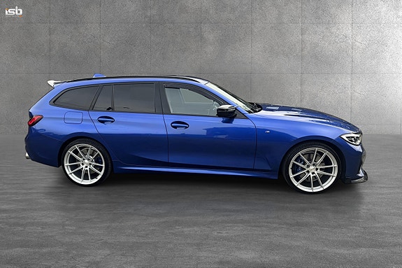 BMW 330e 2 of 29