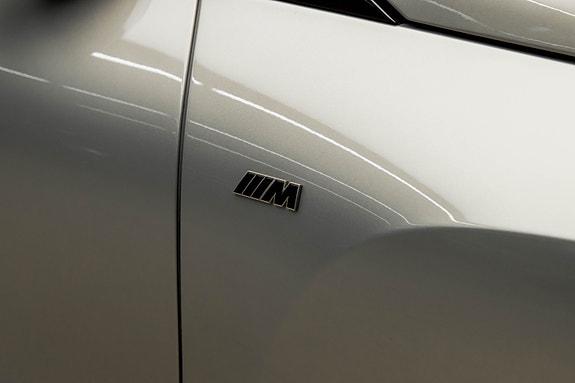 BMW iX 5 of 30