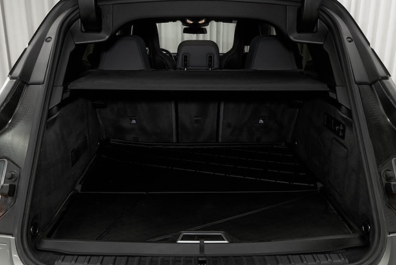 BMW iX 16 of 30