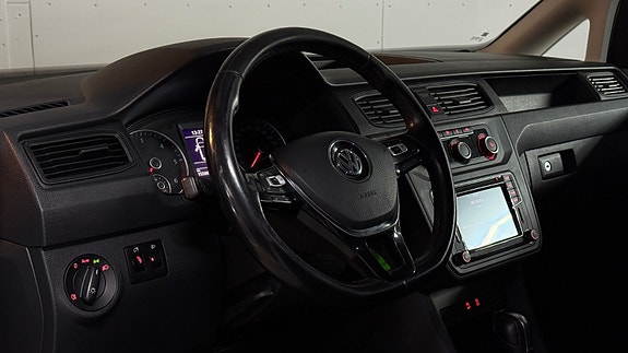 Volkswagen Caddy 15 of 27
