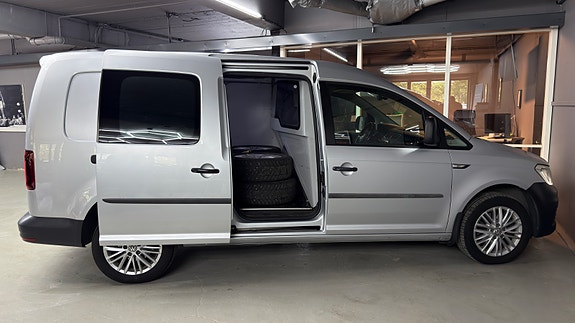 Volkswagen Caddy 9 of 27
