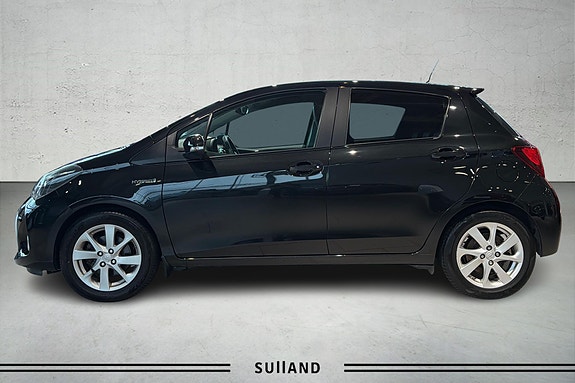 Toyota Yaris 4 of 23