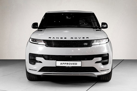Land Rover Range Rover Sport 3 of 30