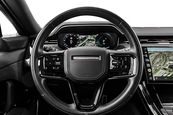 Land Rover Range Rover Sport 15 of 30