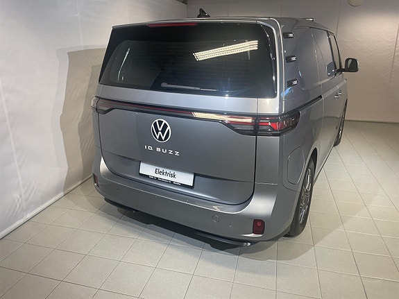Volkswagen ID. Buzz 6 of 23
