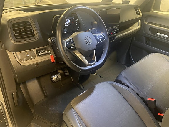 Volkswagen ID. Buzz 11 of 23