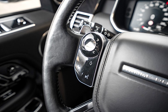 Land Rover Range Rover 16 of 25