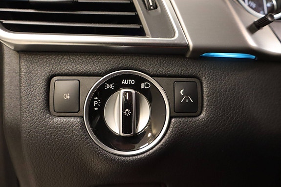 Mercedes-Benz ML250 10 of 30