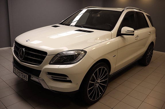 Mercedes-Benz ML250 20 of 30
