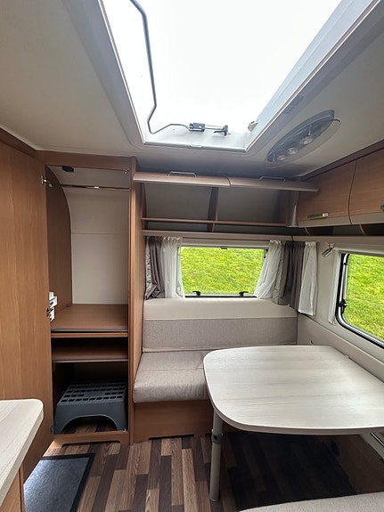Knaus W04 Sport 420 m. fuktskade 6 of 19