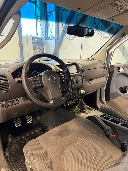 Nissan Navara 24 of 30