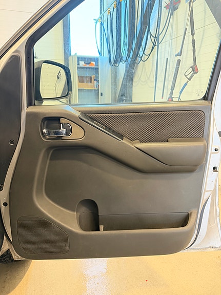 Nissan Navara 16 of 30