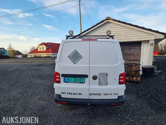Volkswagen Transporter 3 of 18
