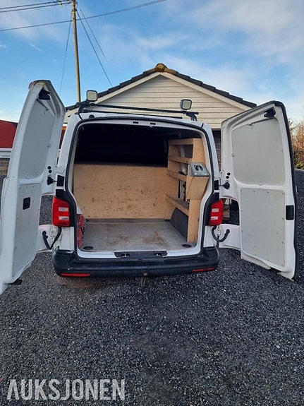 Volkswagen Transporter 18 of 18