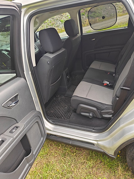 Dodge Journey 10 of 14