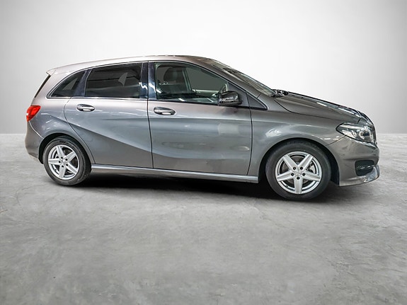 Mercedes-Benz 180 6 of 27