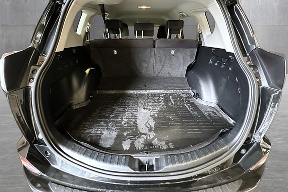 Toyota RAV4 18 of 18