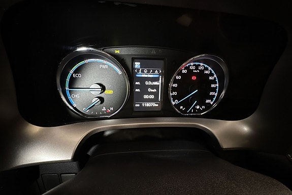 Toyota RAV4 13 of 18