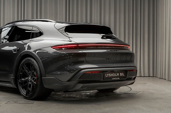 Porsche 14 of 30