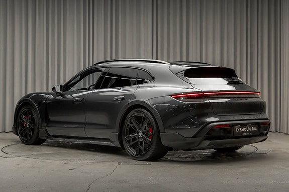 Porsche 13 of 30