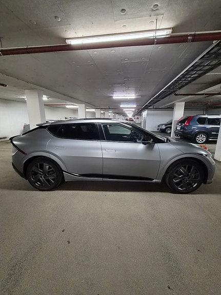 Kia EV6 7 of 19