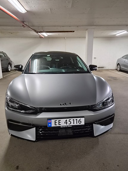 Kia EV6 3 of 19