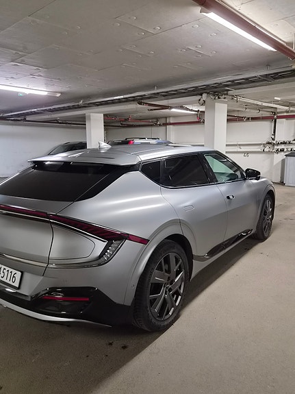 Kia EV6 5 of 19