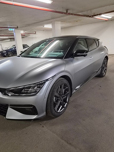 Kia EV6 2 of 19